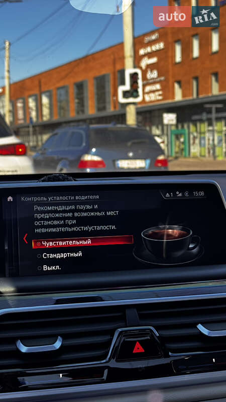 Седан BMW 7 Series 2016 в Львове