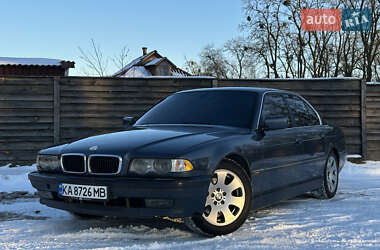Седан BMW 7 Series 2000 в Киеве