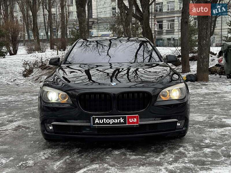 Седан BMW 7 Series 2012 в Киеве
