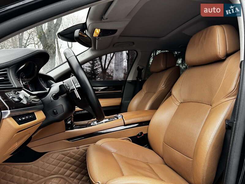 Седан BMW 7 Series 2012 в Киеве