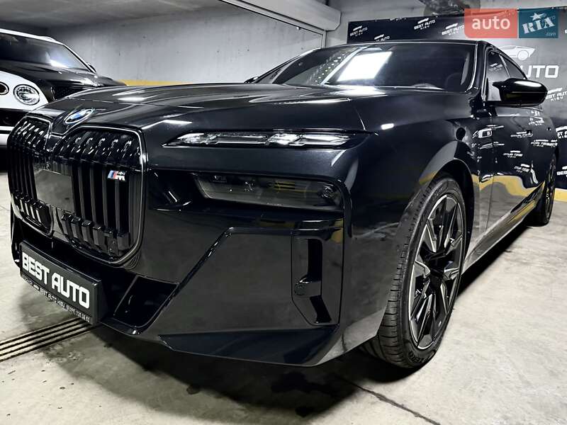 Седан BMW 7 Series 2024 в Киеве