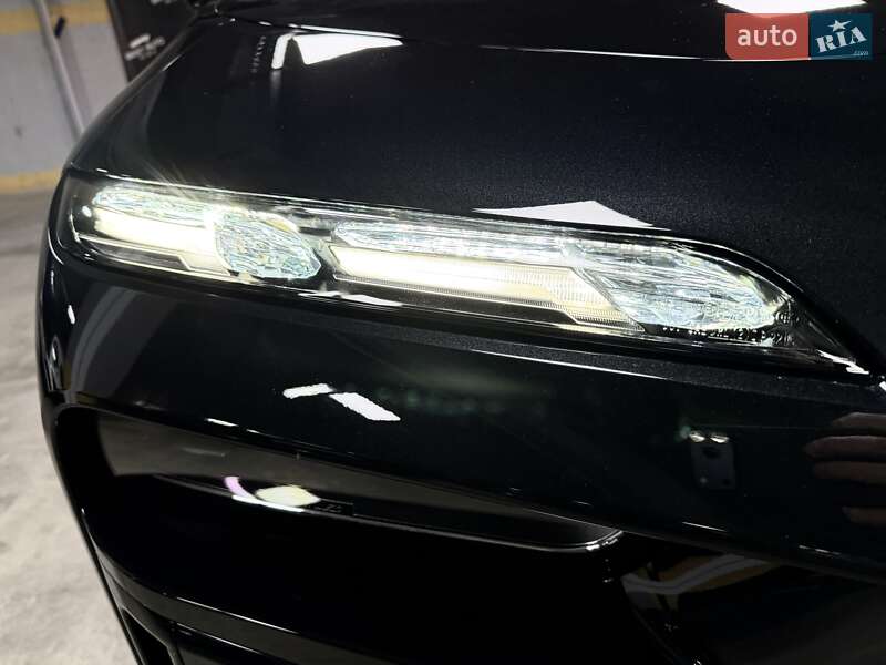 Седан BMW 7 Series 2024 в Киеве