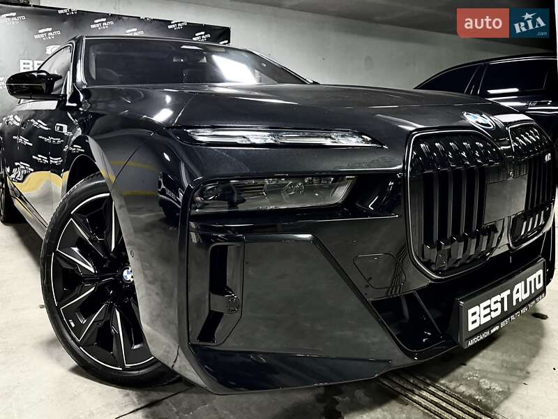 Седан BMW 7 Series 2024 в Киеве