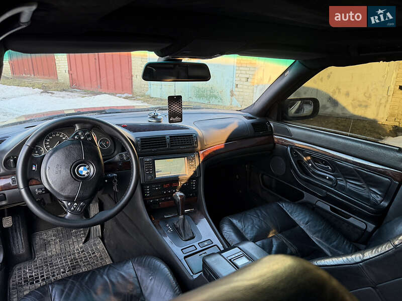 Седан BMW 7 Series 2000 в Луцке