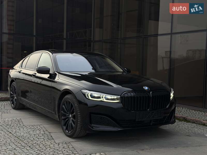 Седан BMW 7 Series 2020 в Мукачево