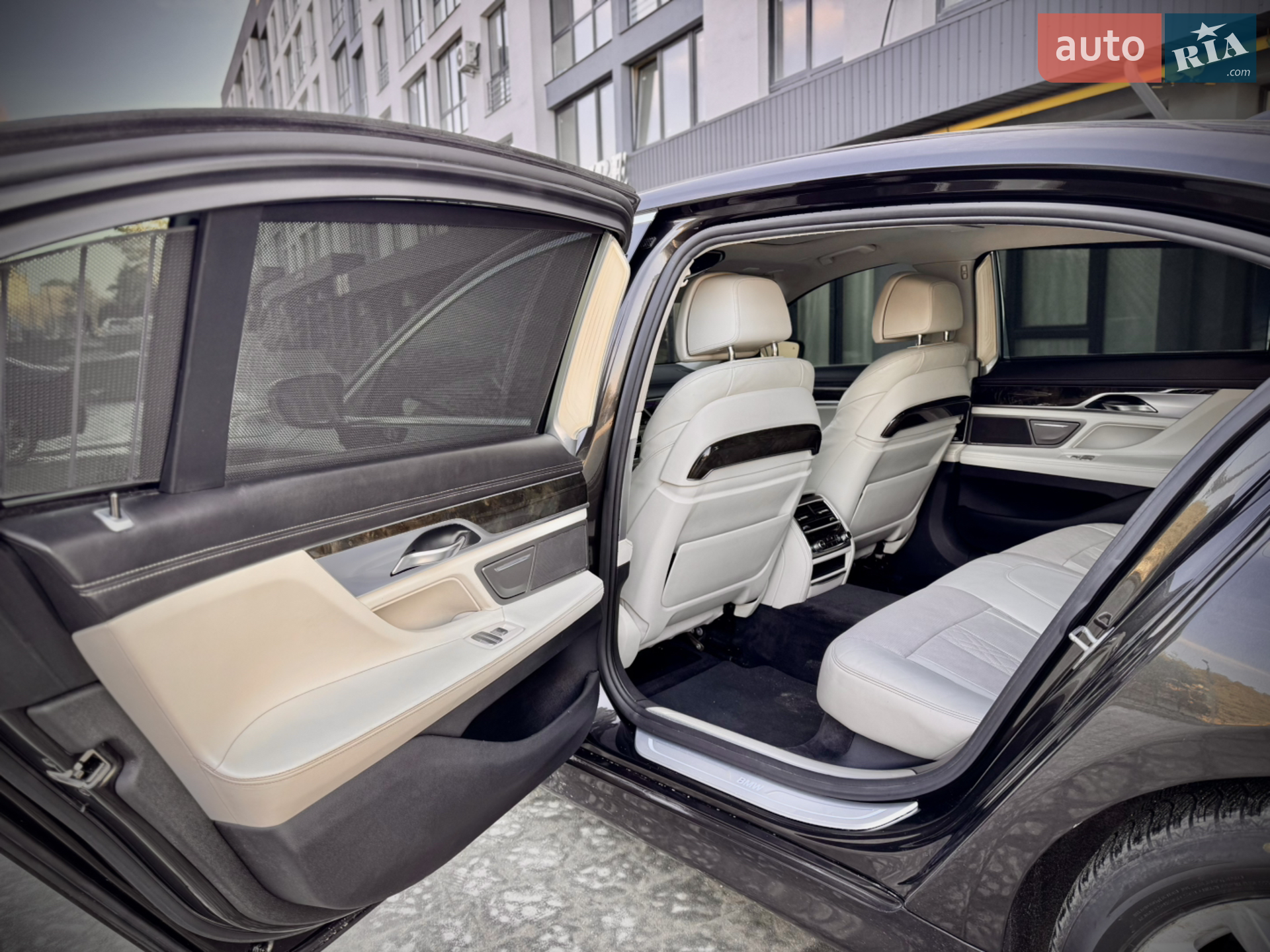 2015 BMW 7er - мініатюра 11