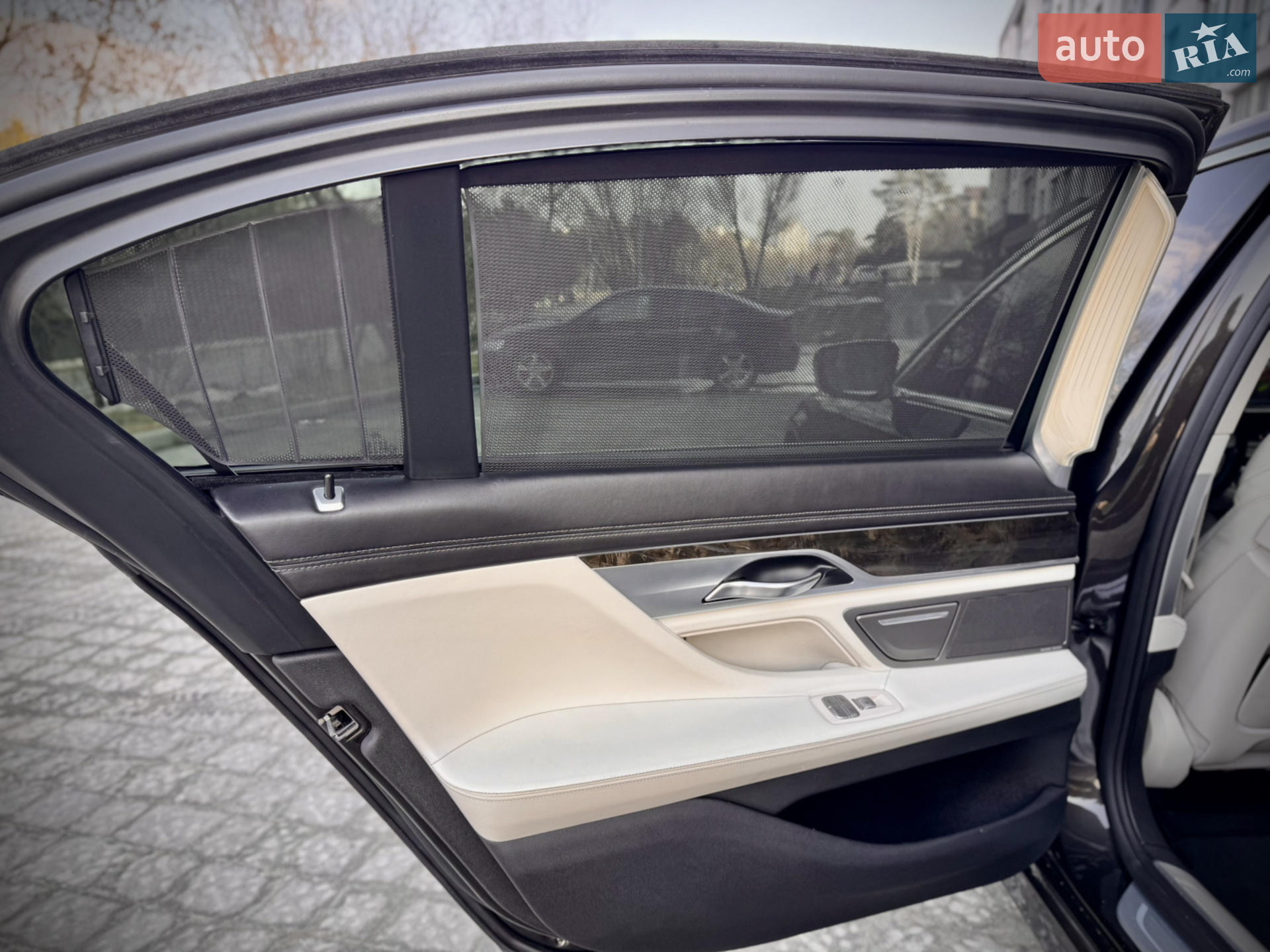 2015 BMW 7er - мініатюра 12