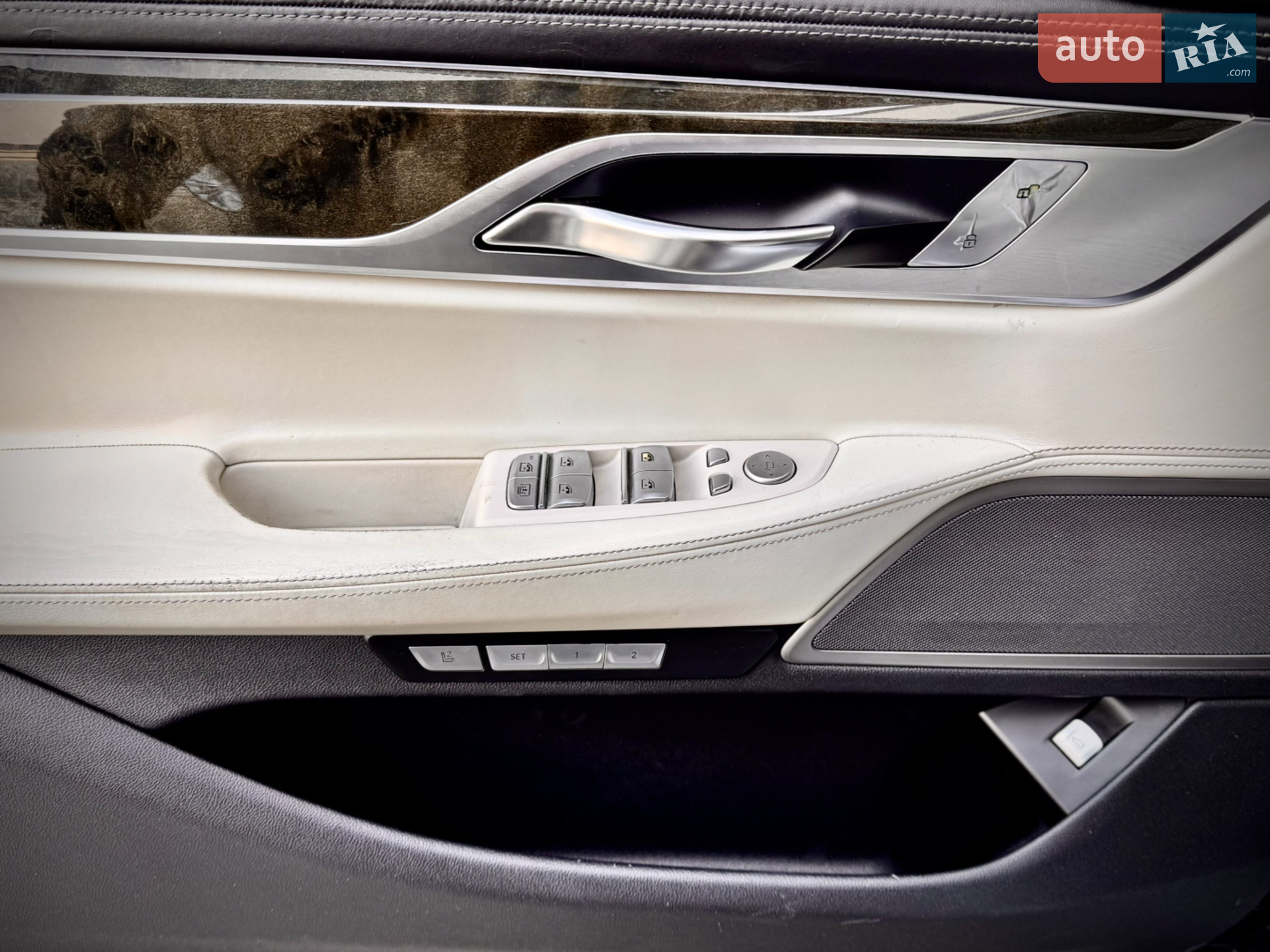 2015 BMW 7er - мініатюра 24