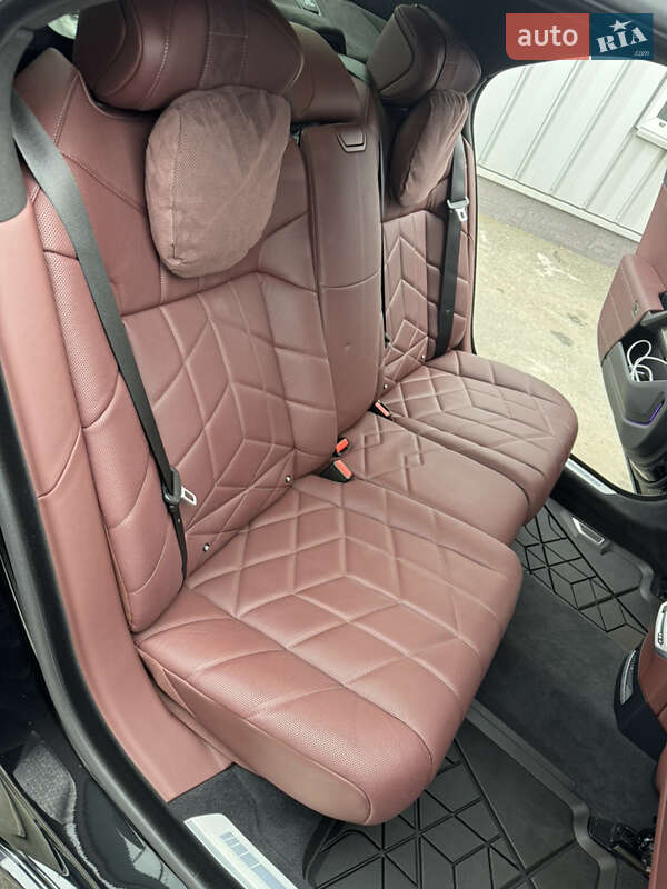 Седан BMW 7 Series 2024 в Харькове