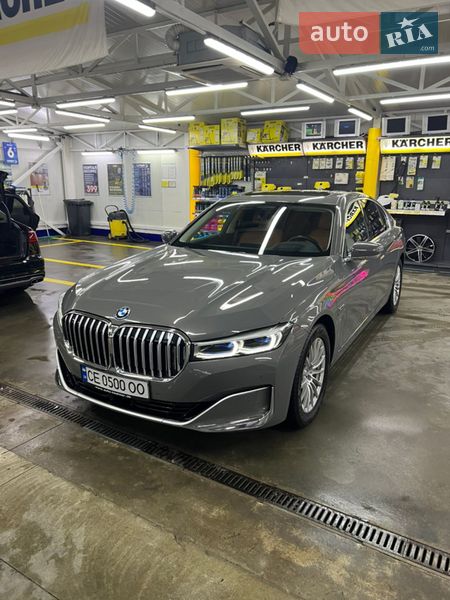 Седан BMW 7 Series 2022 в Черновцах