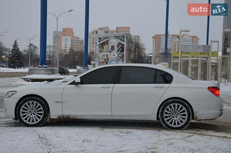 Седан BMW 7 Series 2010 в Харькове