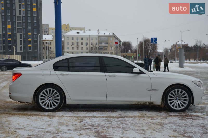 Седан BMW 7 Series 2010 в Харькове