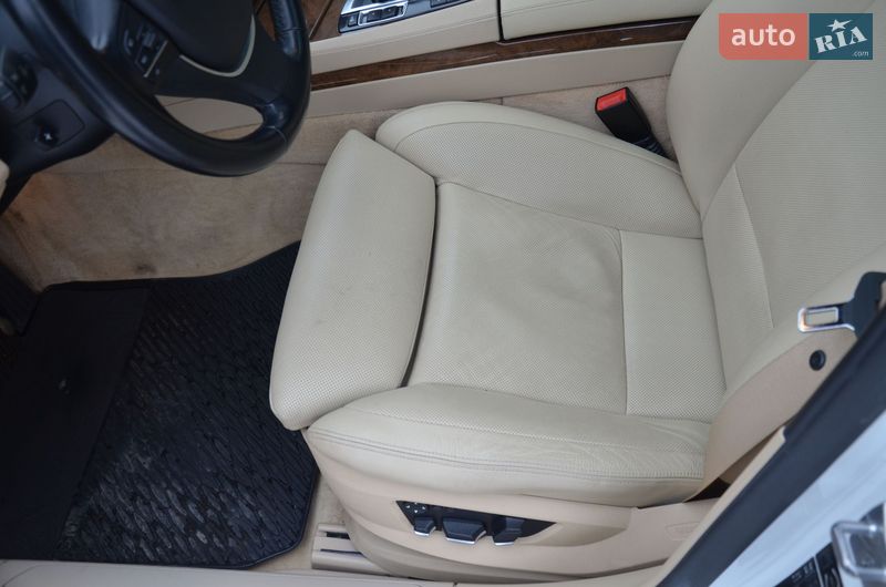 Седан BMW 7 Series 2010 в Харькове
