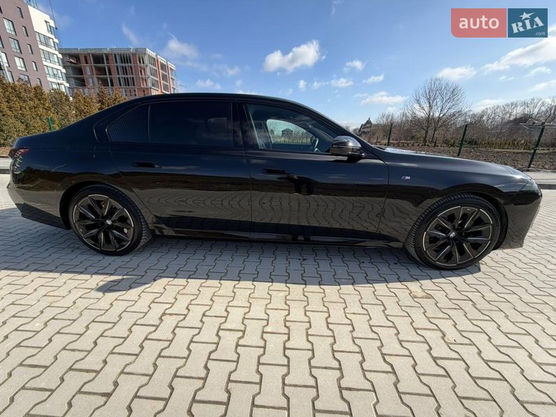 Седан BMW 7 Series 2024 в Виннице