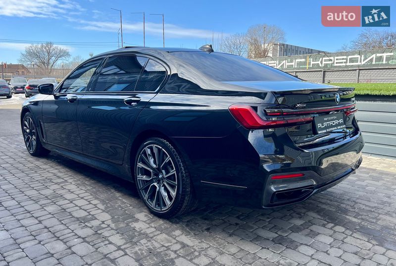 Седан BMW 7 Series 2022 в Киеве