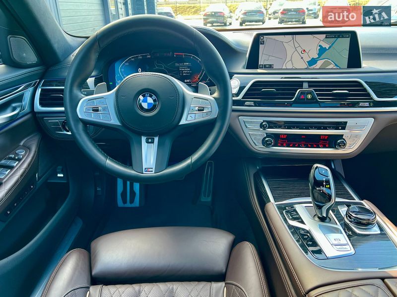 Седан BMW 7 Series 2022 в Киеве