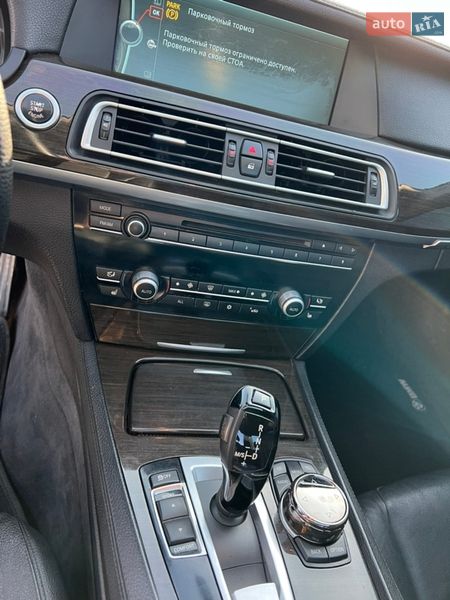 Седан BMW 7 Series 2012 в Львове