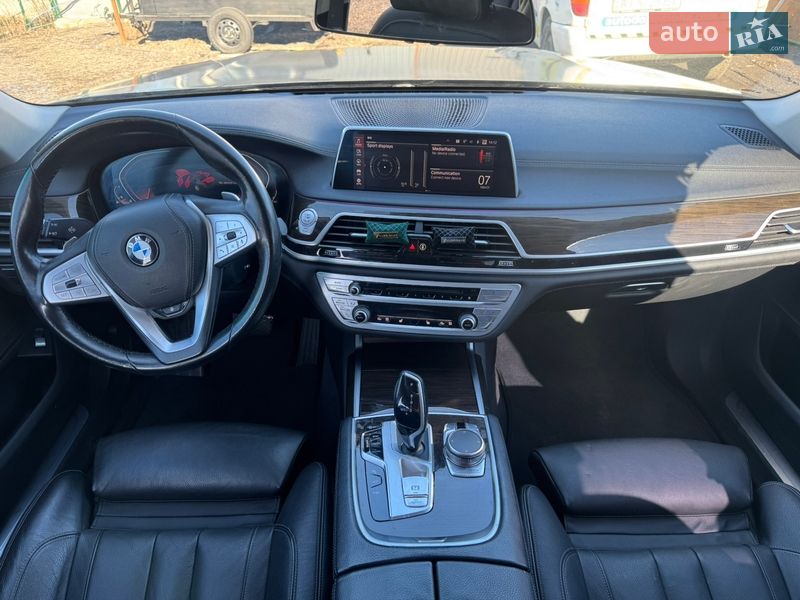 Седан BMW 7 Series 2019 в Киеве