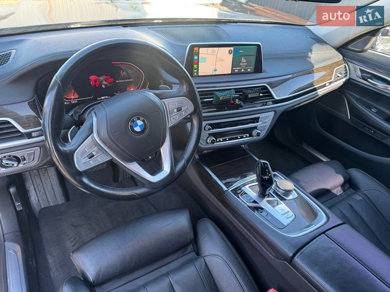 Седан BMW 7 Series 2019 в Киеве