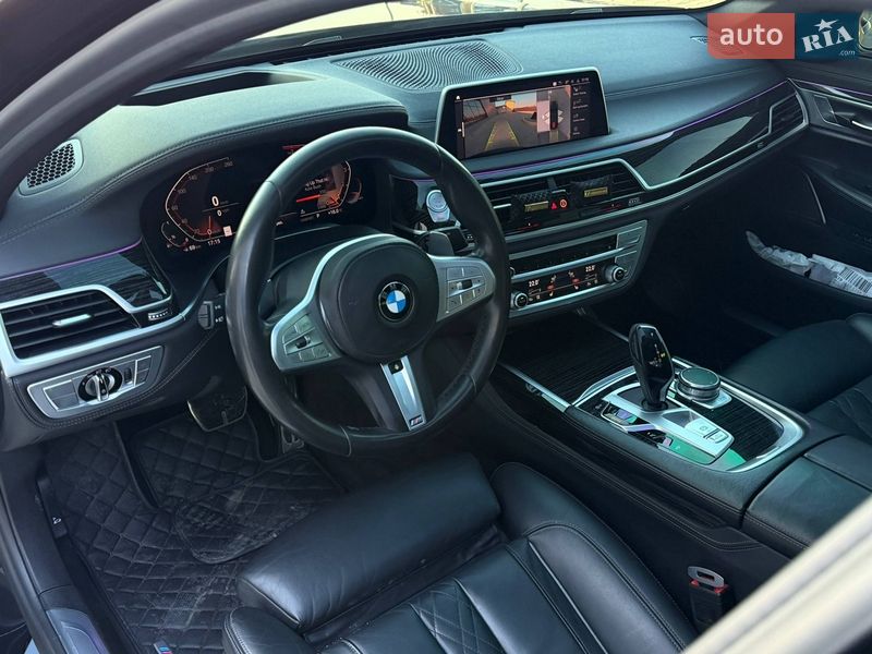 Седан BMW 7 Series 2019 в Ужгороде