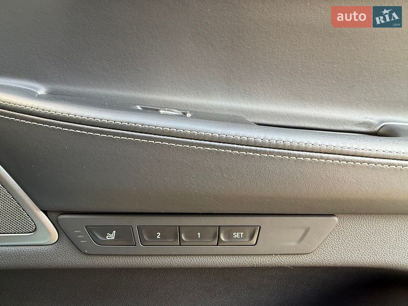 Седан BMW 7 Series 2022 в Дніпрі