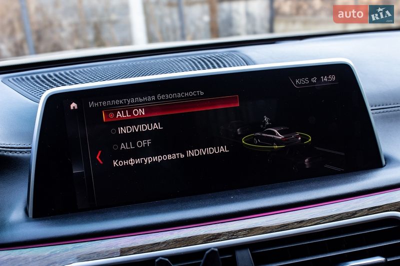 Седан BMW 7 Series 2018 в Львове