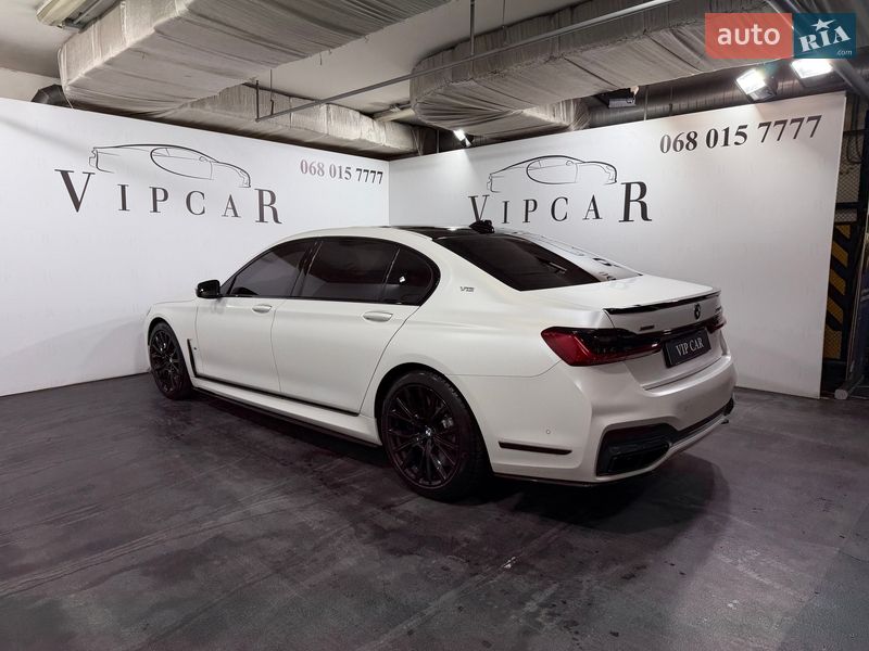 Седан BMW 7 Series 2021 в Киеве