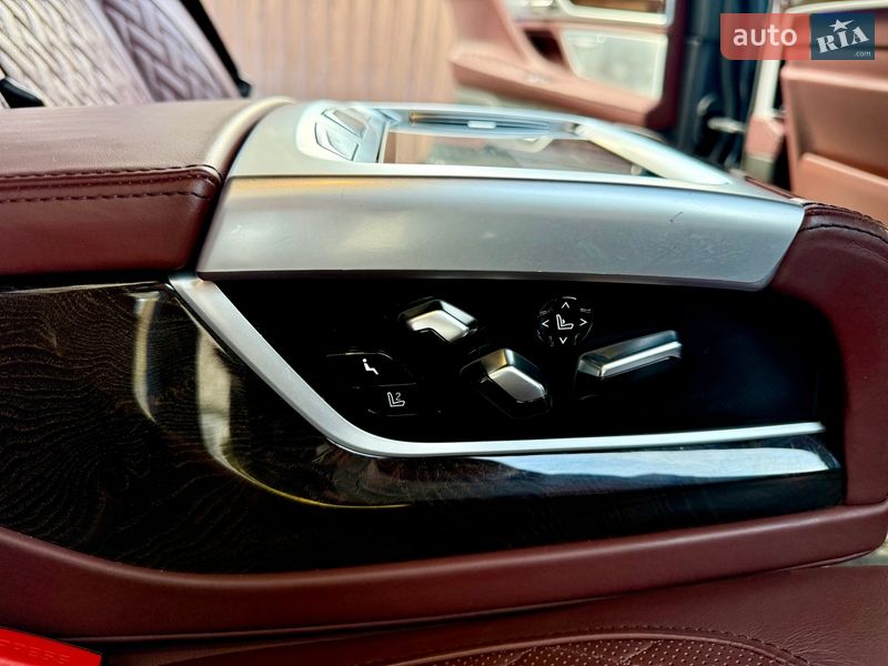 Седан BMW 7 Series 2019 в Киеве