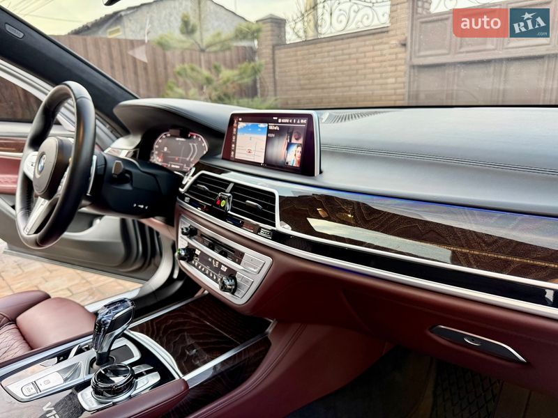 Седан BMW 7 Series 2019 в Киеве