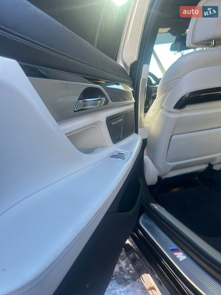 Седан BMW 7 Series 2017 в Владимире