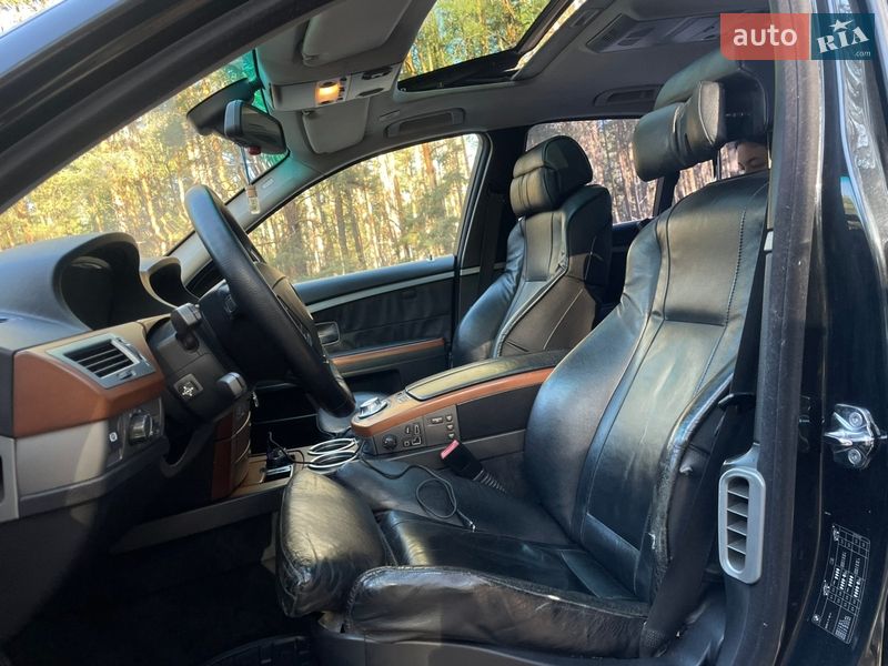 Седан BMW 7 Series 2004 в Вышгороде