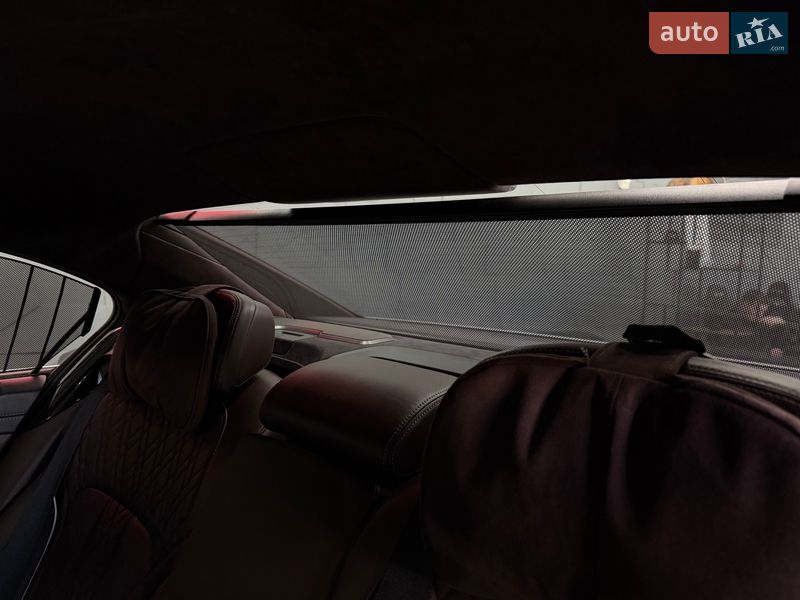 Седан BMW 7 Series 2016 в Тернополе