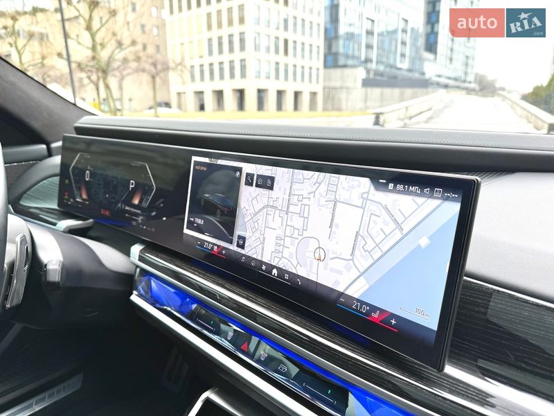 Седан BMW 7 Series 2023 в Киеве фото 41 Седан BMW 7 Series 2023 в Киеве