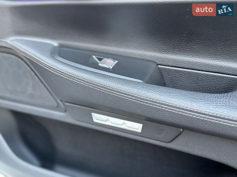 Седан BMW 7 Series 2016 в Киеве
