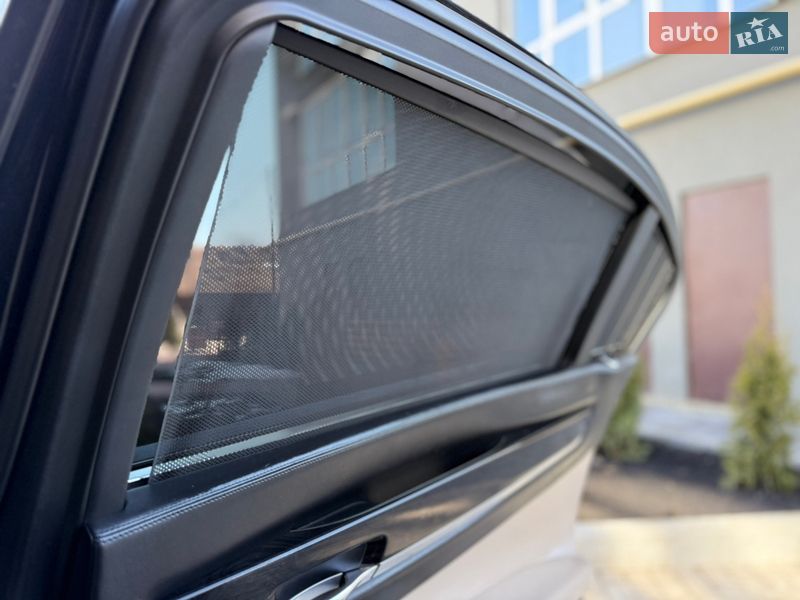 Седан BMW 7 Series 2011 в Хмельницком