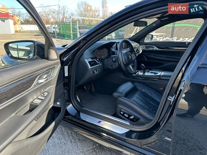 Седан BMW 7 Series 2019 в Киеве