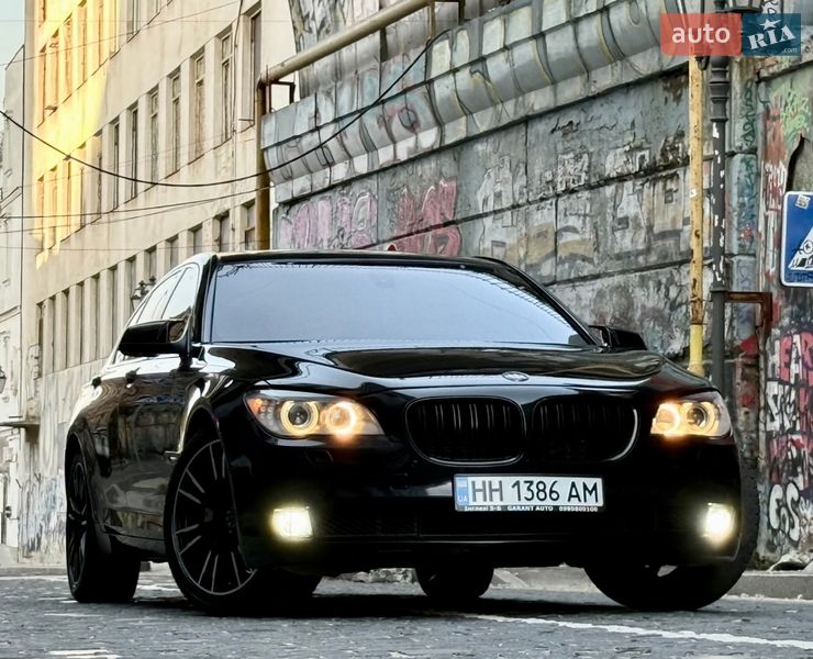 Седан BMW 7 Series 2010 в Одессе