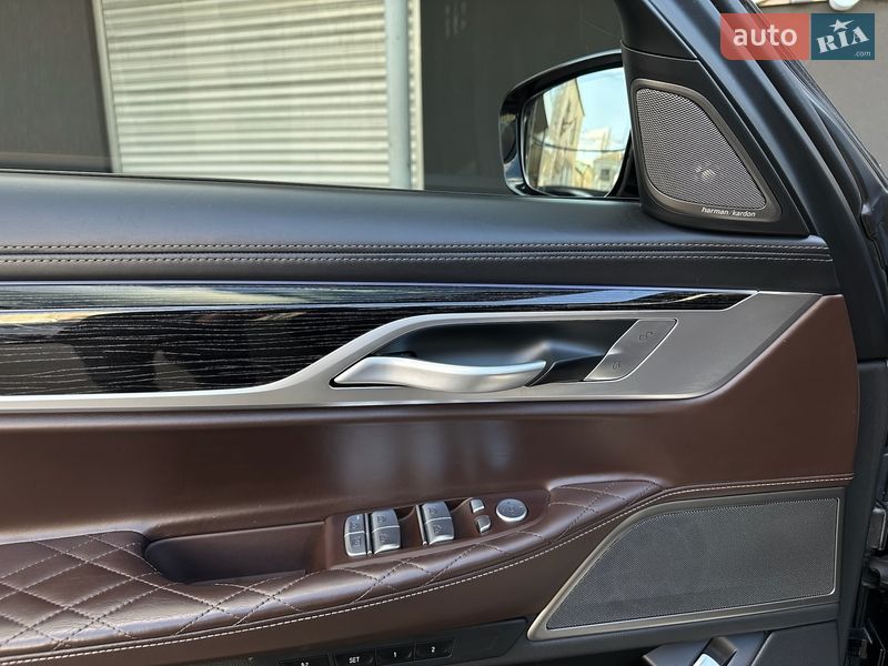 Седан BMW 7 Series 2021 в Киеве