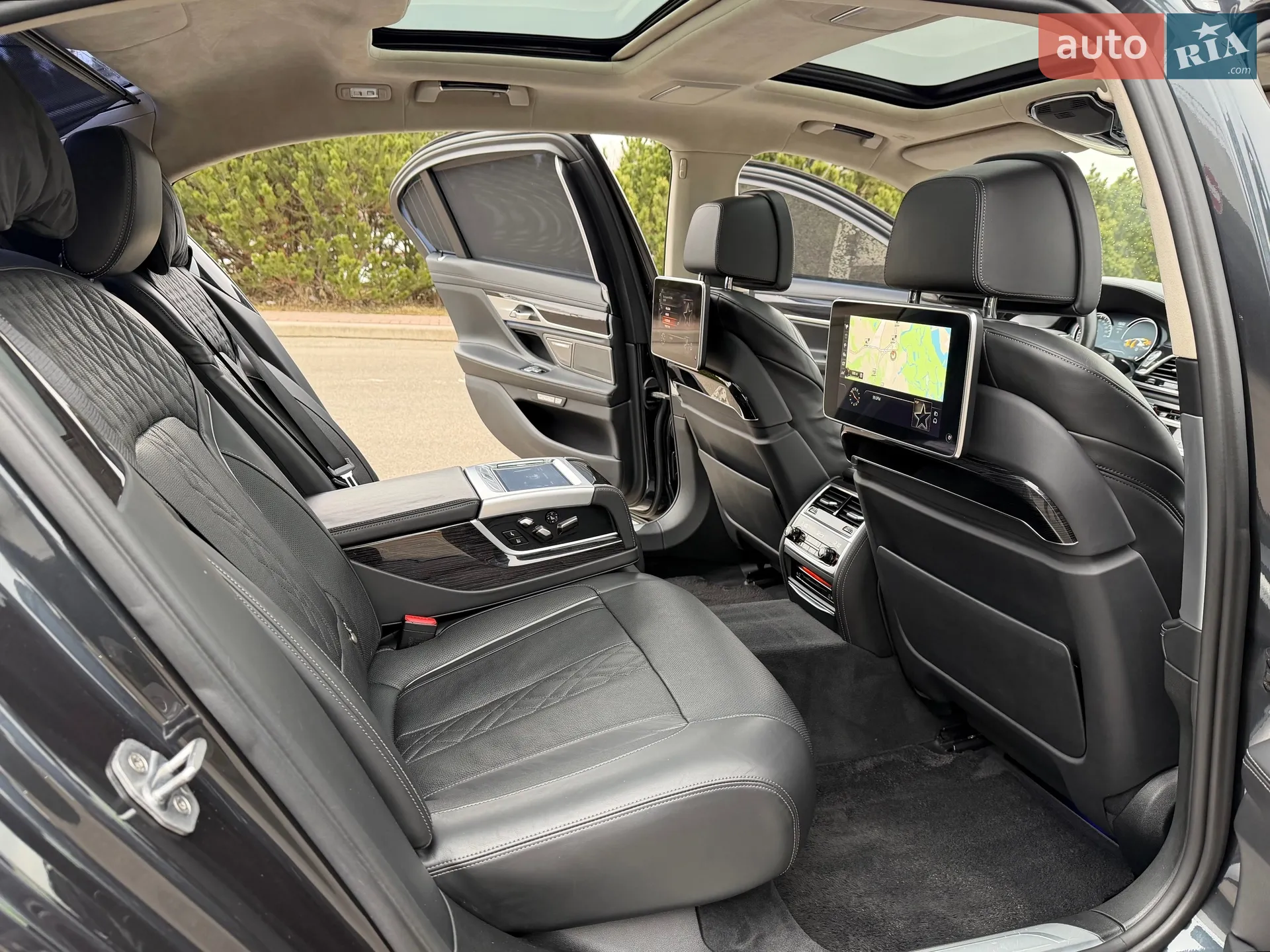 2016 BMW 7er - мініатюра 52