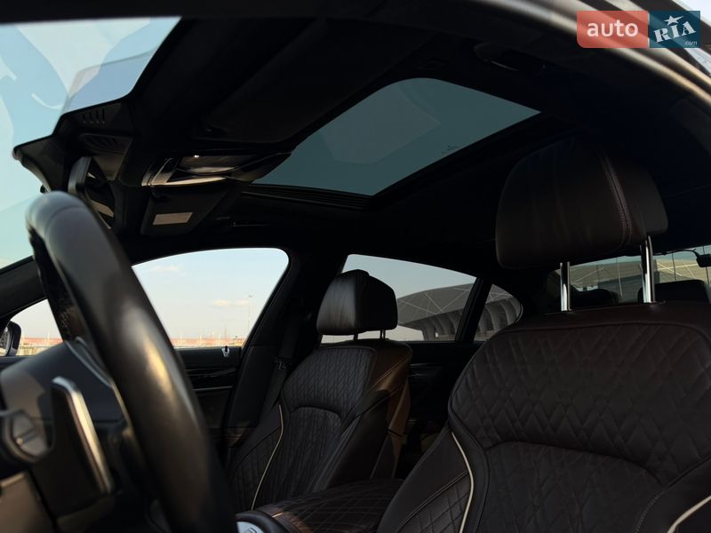 Седан BMW 7 Series 2022 в Львове фото 45 Седан BMW 7 Series 2022 в Львове