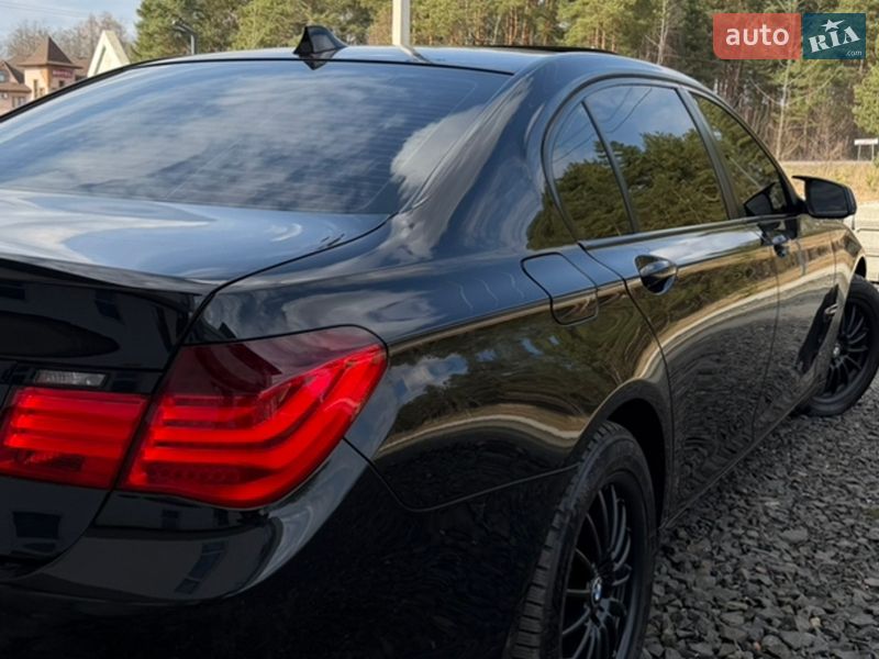 Седан BMW 7 Series 2011 в Ковелі