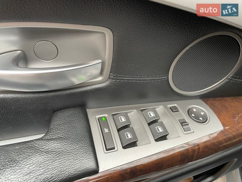Седан BMW 7 Series 2006 в Запоріжжі