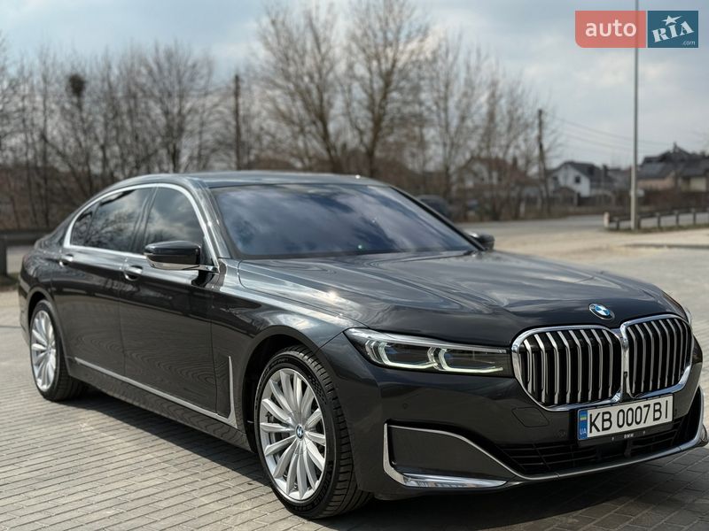 Седан BMW 7 Series 2020 в Виннице