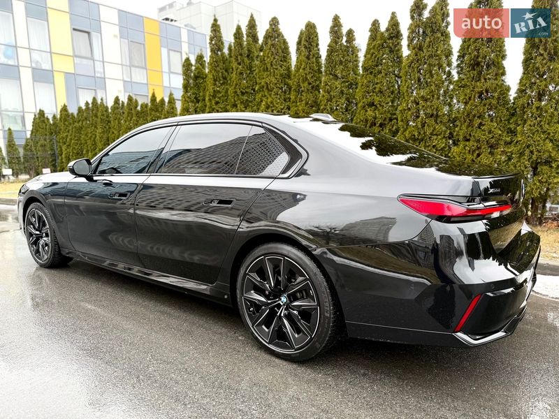 Седан BMW 7 Series 2023 в Киеве фото 10 Седан BMW 7 Series 2023 в Киеве