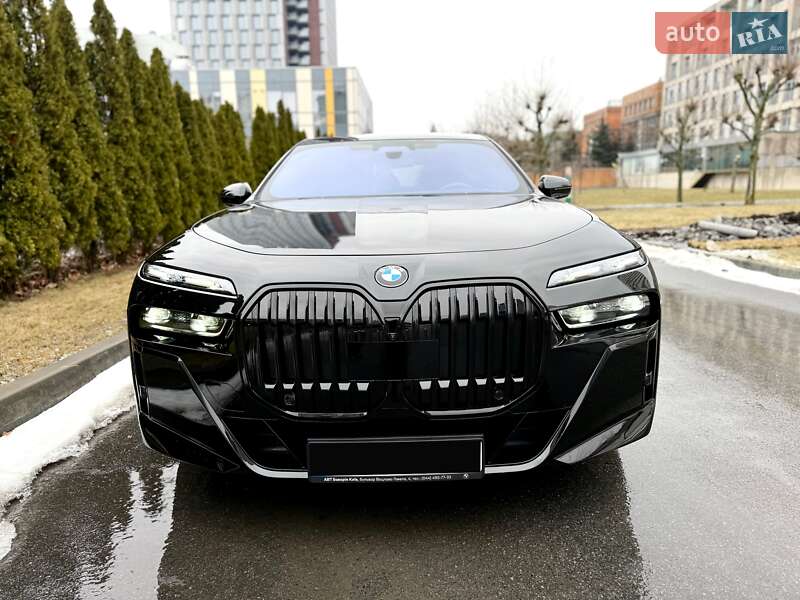 Седан BMW 7 Series 2023 в Киеве фото 21 Седан BMW 7 Series 2023 в Киеве