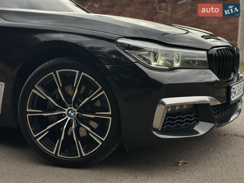 Седан BMW 7 Series 2016 в Ровно фото 11 Седан BMW 7 Series 2016 в Ровно