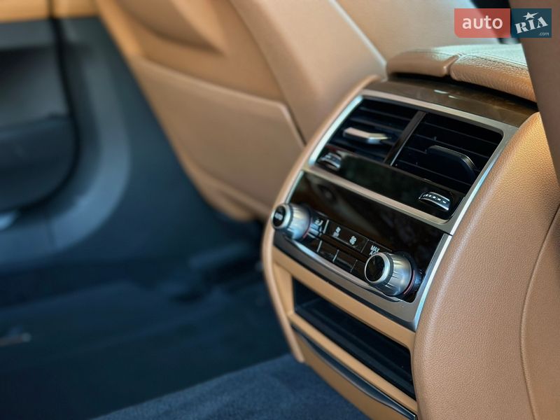 Седан BMW 7 Series 2016 в Ровно фото 16 Седан BMW 7 Series 2016 в Ровно