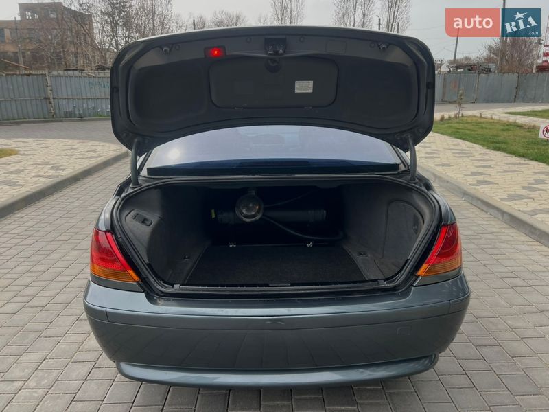 Седан BMW 7 Series 2003 в Одессе