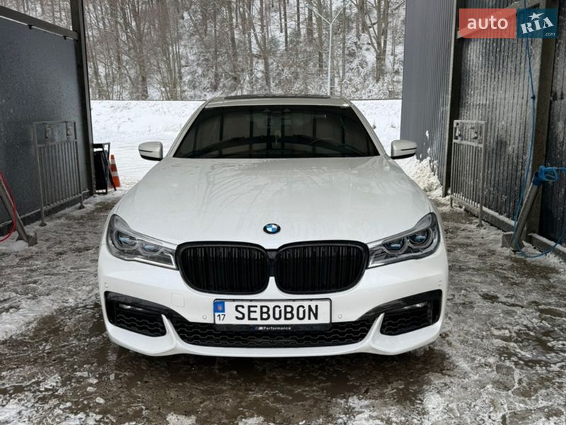 Седан BMW 7 Series 2018 в Кременчуці