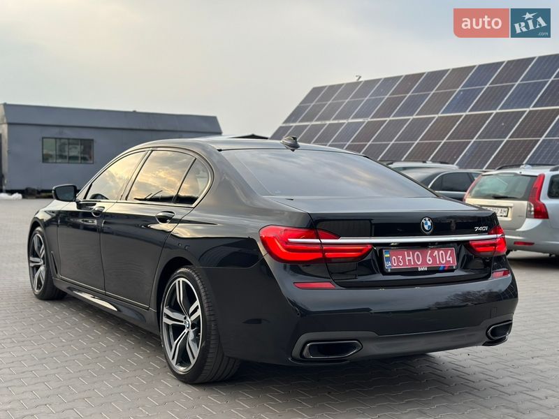 Седан BMW 7 Series 2017 в Нововолынске